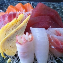 15 SASHIMI MIX